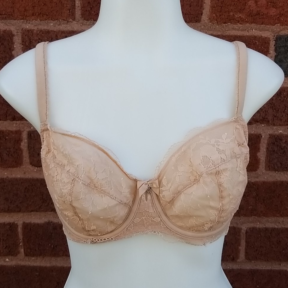 Victoria's Secret sz 32DDD Unlined Demi